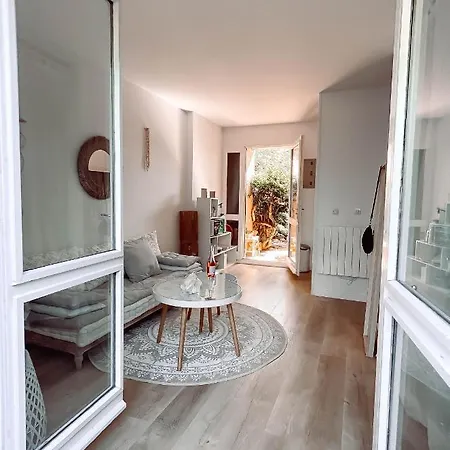 Ravissant T1 Avec Jardinet Proche De La Lejlighed Hyères