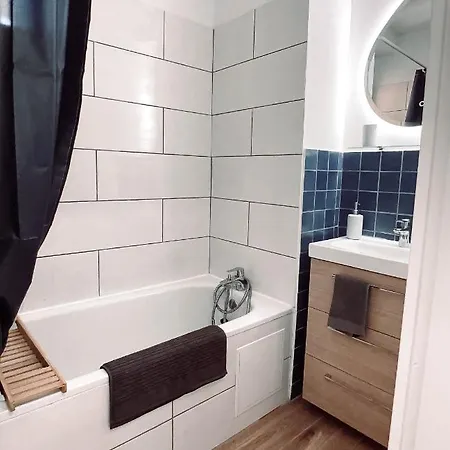 Ravissant T1 Avec Jardinet Proche De La Lejlighed